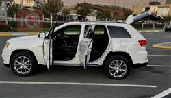 جیپ گراند شیرۆکی